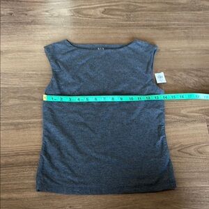 NWT Gap Sleeveless Boatneck Top XS